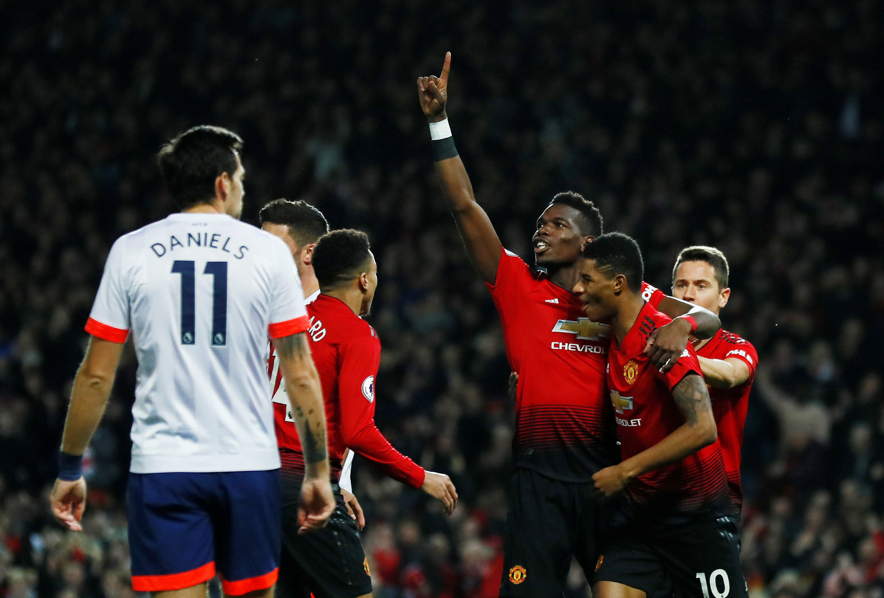 脸上是没有 脸上是没有