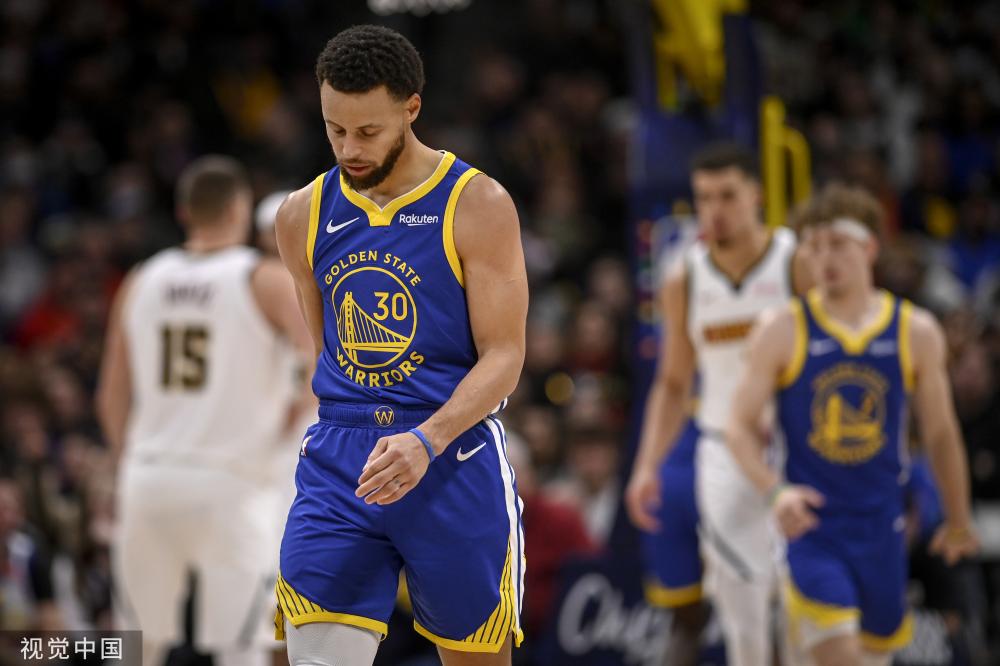 变得开朗而 变得开朗而